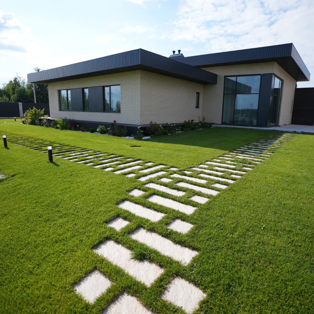 Шаговая плита STONE Светлая Галька 990х330х55мм в Ижевске фото